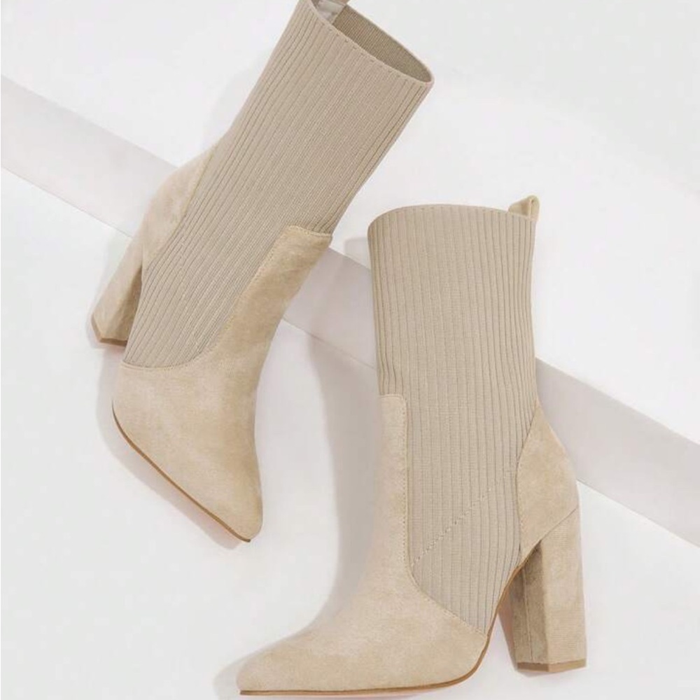 Cuccoo Beige Women's Boots
